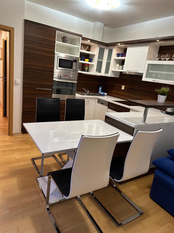 Apartments Spacilova Nearly Center Komarov Εξωτερικό φωτογραφία