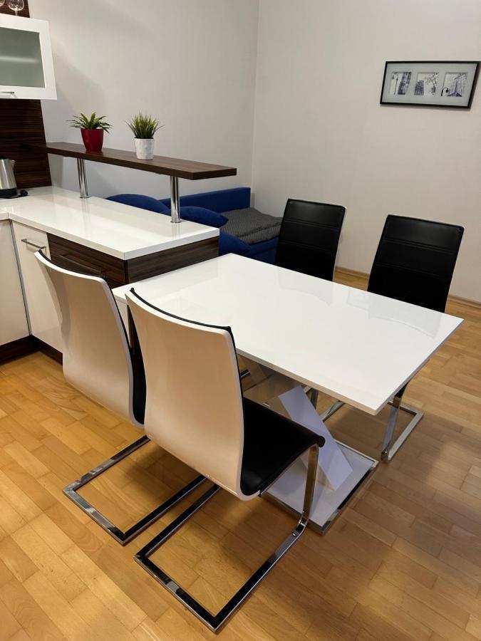 Apartments Spacilova Nearly Center Komarov Εξωτερικό φωτογραφία