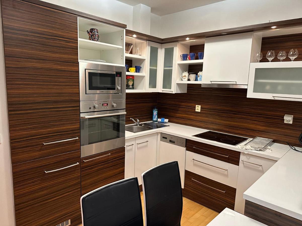 Apartments Spacilova Nearly Center Komarov Εξωτερικό φωτογραφία